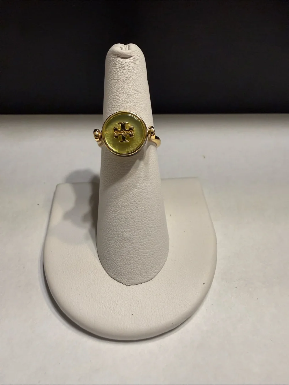 NEW Tory Burch Kira semiprecious mother of pearl Rotational Reversible Ring sz 6